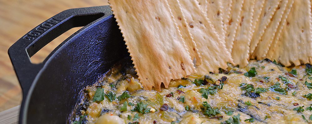 Baked Seafood Dip with La Panzanella Croccantini crackers