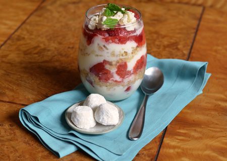 Roasted Strawberry Trifle With Lemon Cream with La Panzanella Dolcetini Cookies