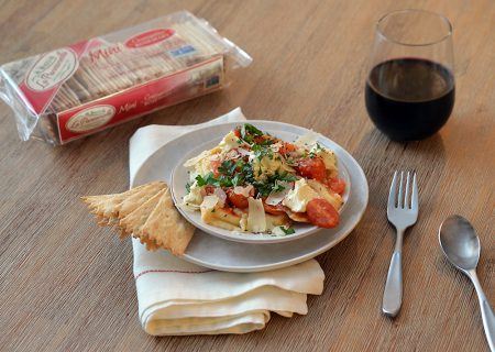 Ravioli With Burst Tomatoes And Mascarpone with La Panzanella Croccantini crackers